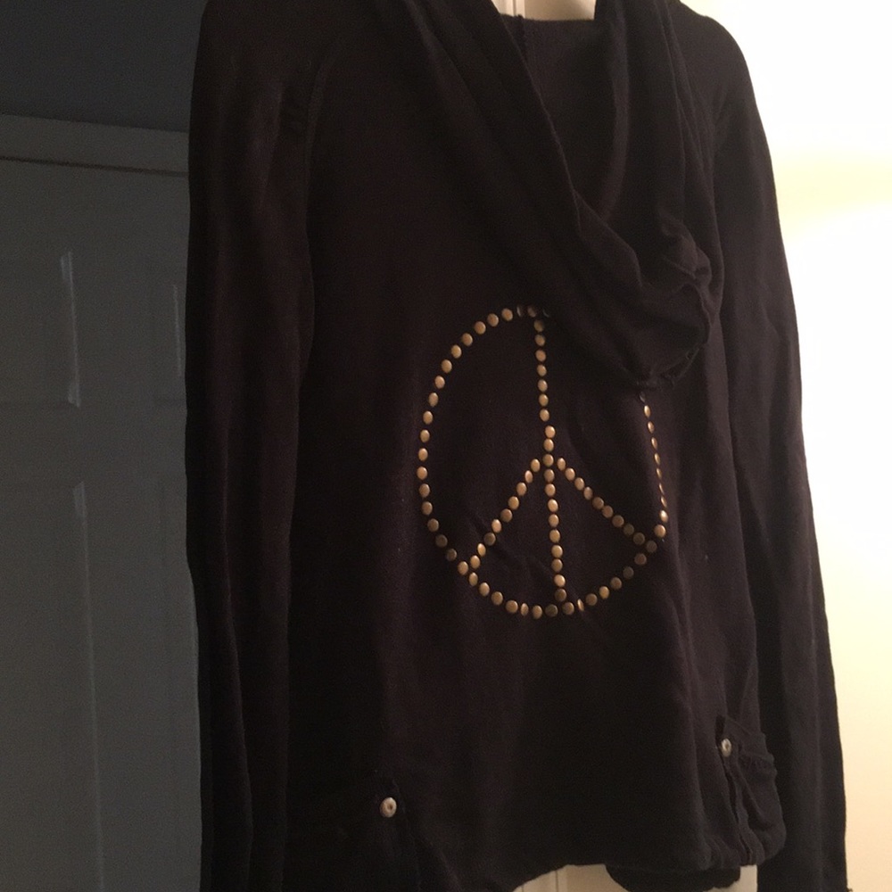 BLACK V NECK PEACE SIGN STUD SWEATSHIRT SIZE M - Picture 7 of 8